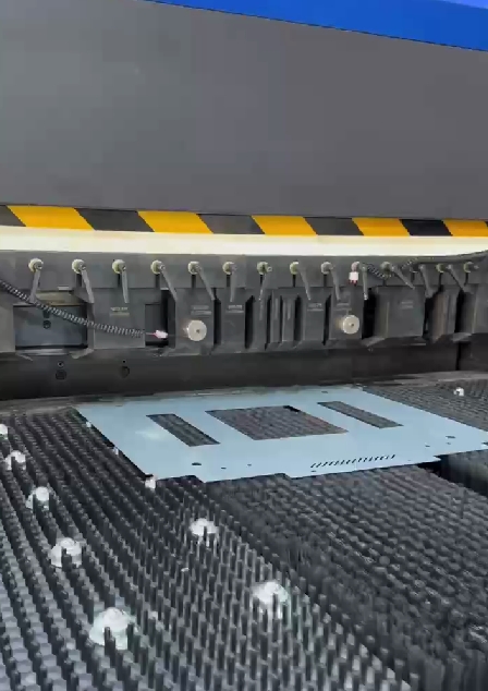 Fully automatic bending of perforated sheet metal