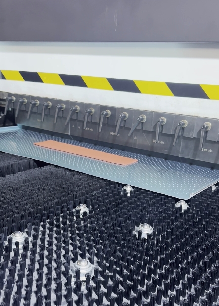 Aluminum curtain wall products fully automatic bending